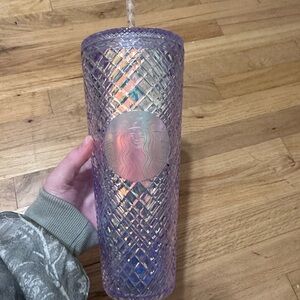 Starbucks 2022 Holiday Iridescent StuddedCold Tumbler 24oz White Venti